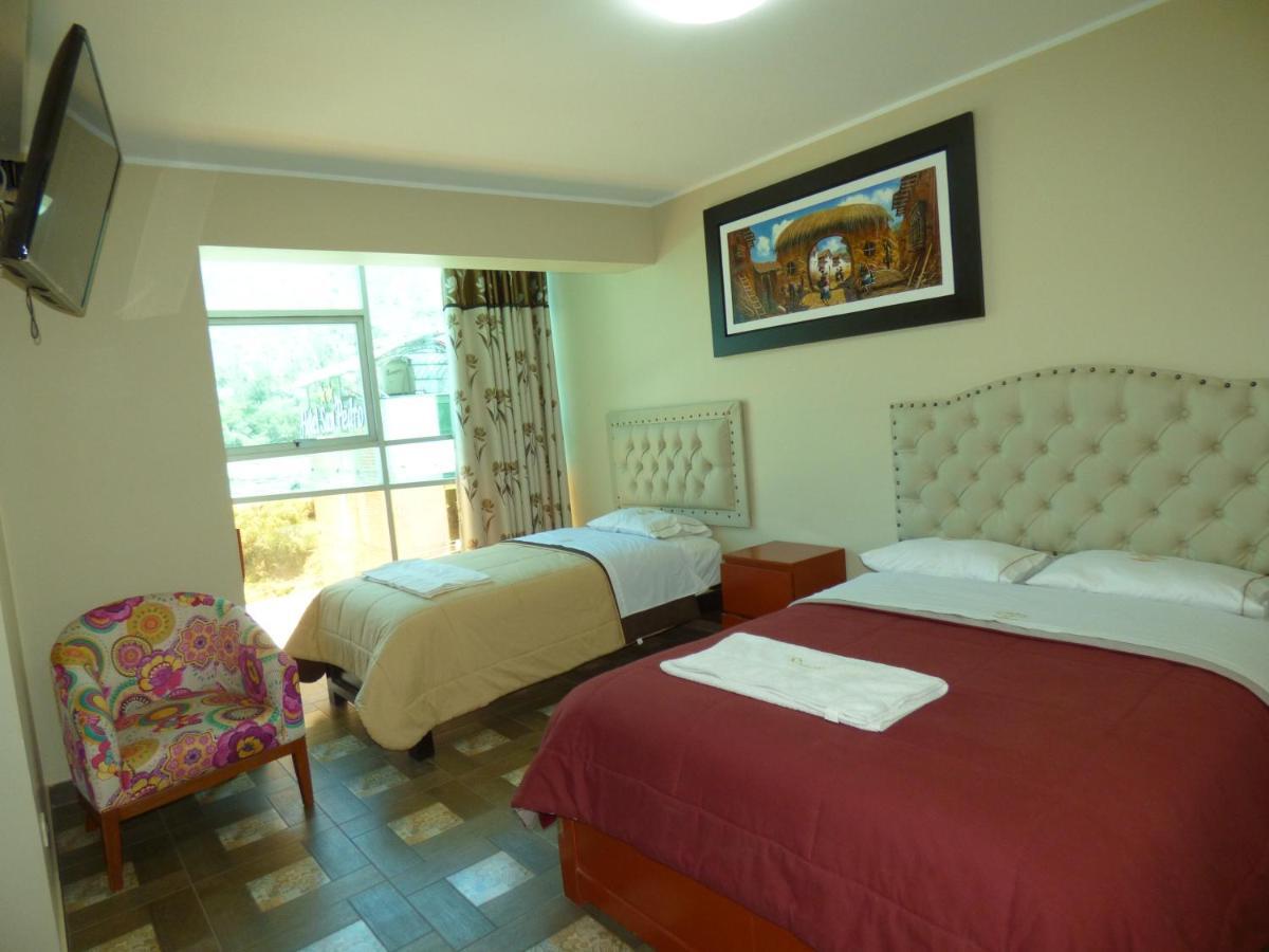 Hotel Real Palace Churin Exterior photo