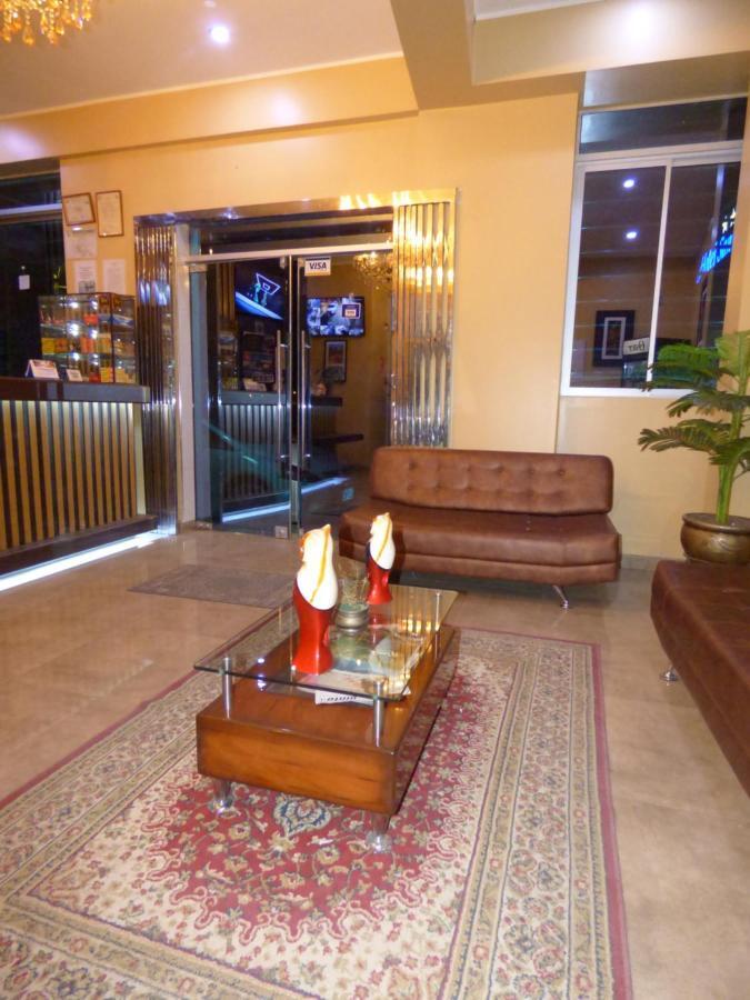 Hotel Real Palace Churin Exterior photo